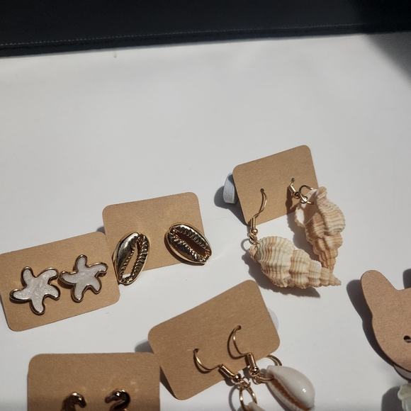 Womens Earring Bundle - Picture 5 of 6